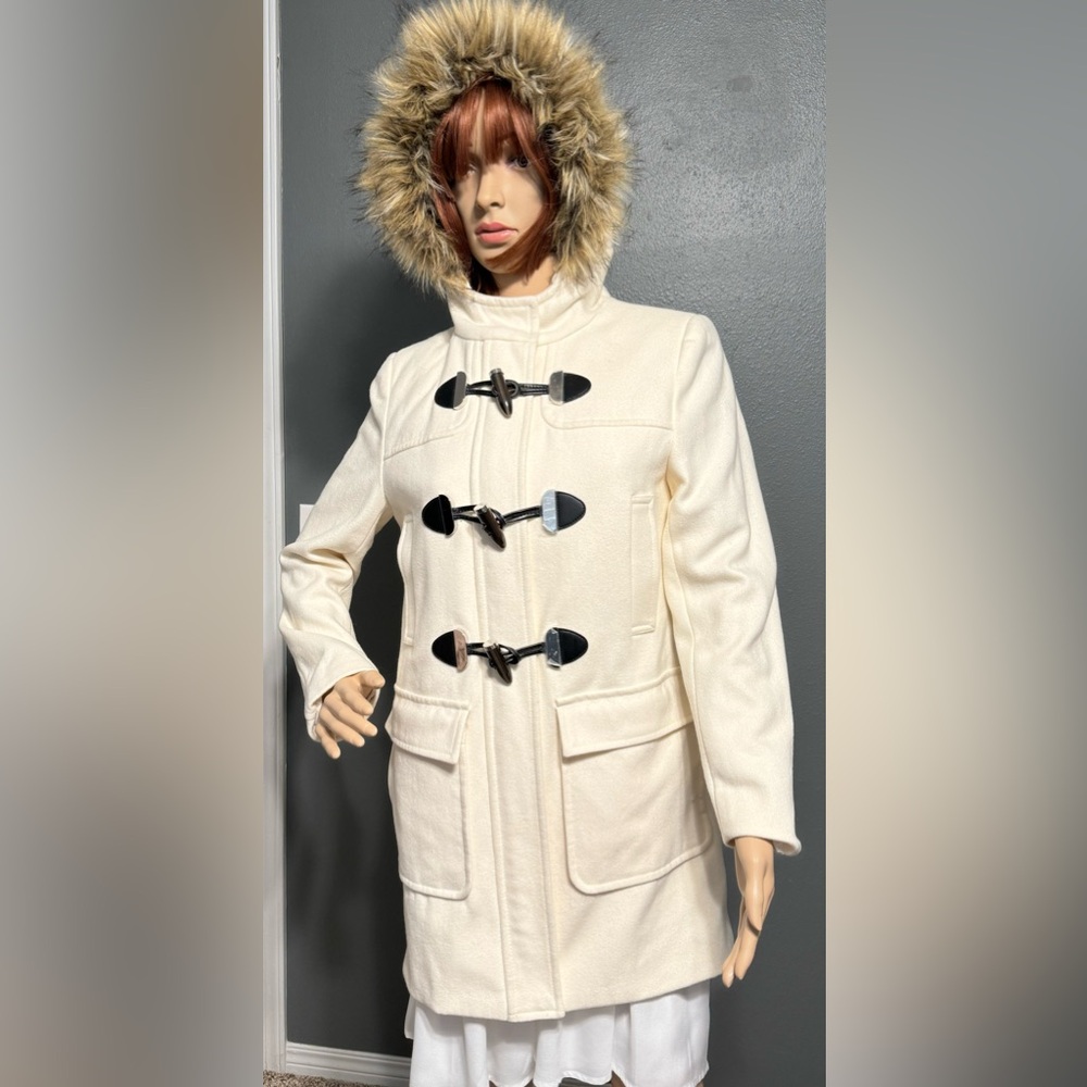 EXPRESS White Coat with Buttons and Black Straps and faux fur lined hood